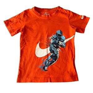 🩵Little Boys Nike Football Tee - Size 5